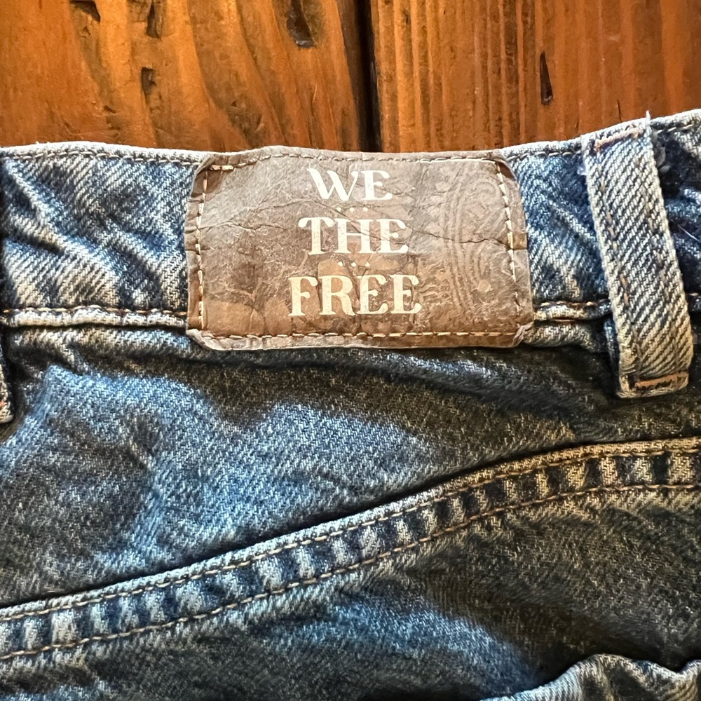 Free People final countdown low rise cuffed boyfriend jeans size 26 - Picture 3 of 11